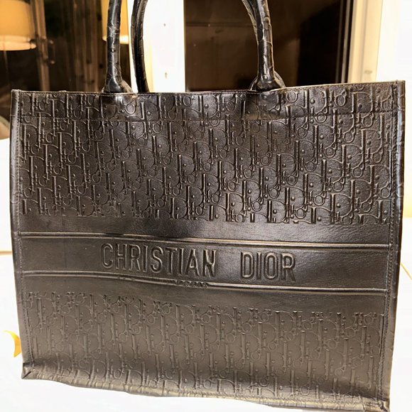 DIOR - LARGE DIOR BOOK TOTE - Picture 5 of 12